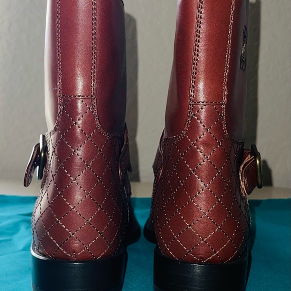 💯CHANEL💯 Combat Boot - Picture 4 of 6